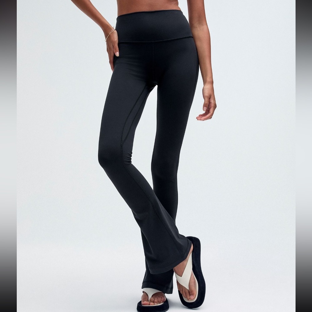 Lululemon align high rise mini flare regular